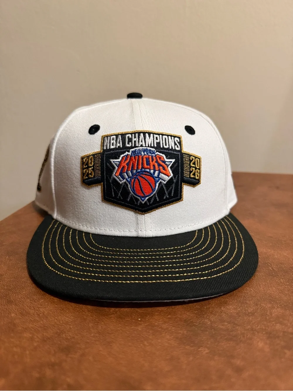 New Era Youth 2026 NBA Champions New York Knicks Locker Room 9Fifty Hat